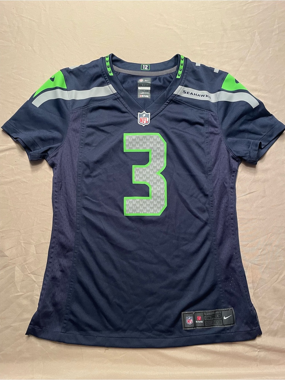 Nike On Field NFL Seattle Seahawks Russell Wilson Jersey Women's S Navy & Green